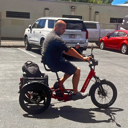 VTUVIA E-Cozy Electric Trike