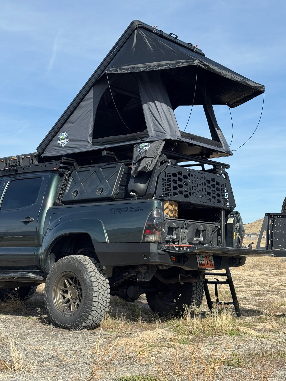 The Ultra-Lightweight, Ultra-Slim Rooftop Tent